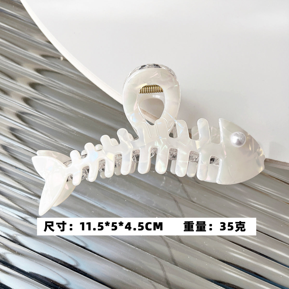 Original imitation acetic acid fish bone grab clip back of head ponytail disc hair creative exquisite shark clip cute princess head hair accessories