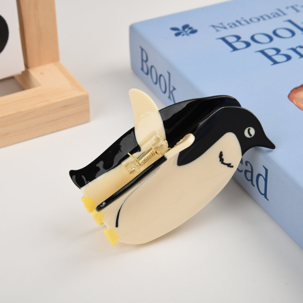 penguin hair claw