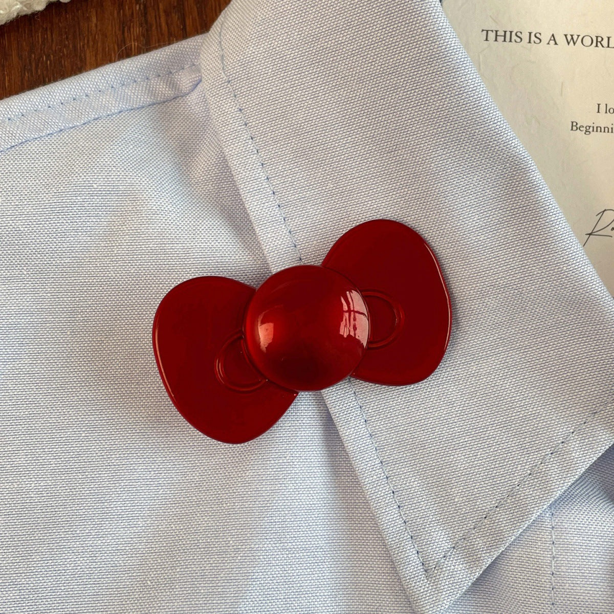 Hello Kitty's bow Hair Clip