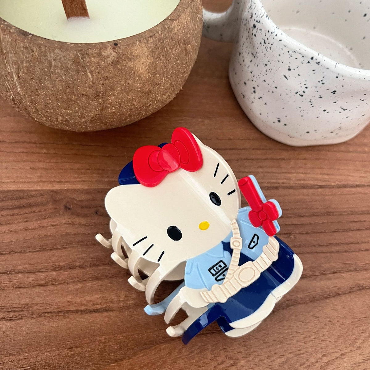hello kitty hair claw