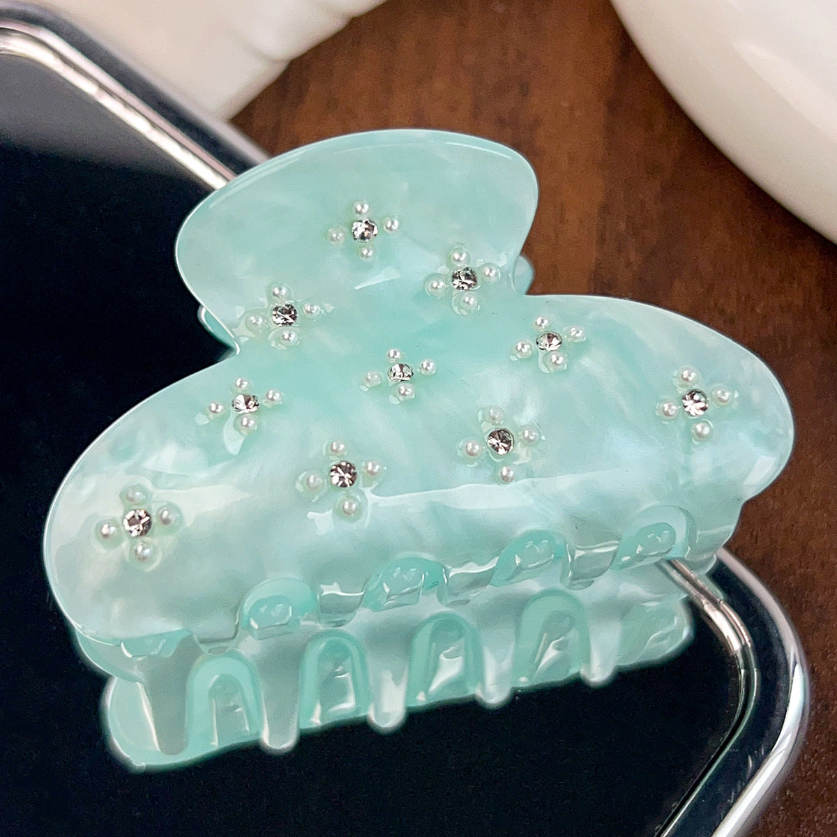 Paffia diamond hair claw