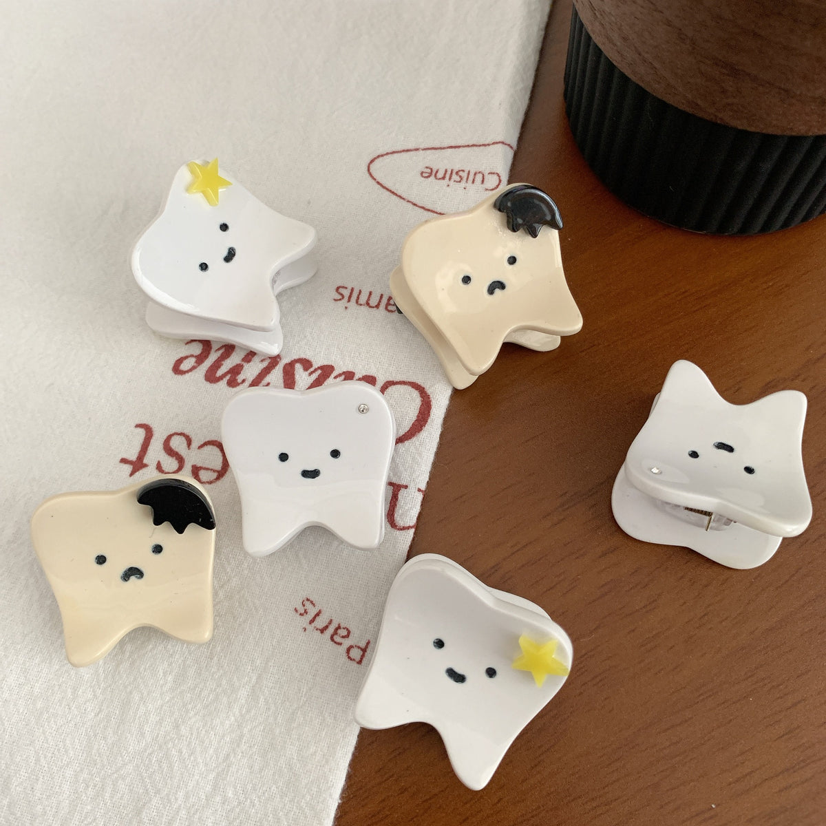 Mini Teeth Hair Claw
