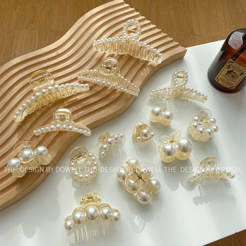 pearl hair claw