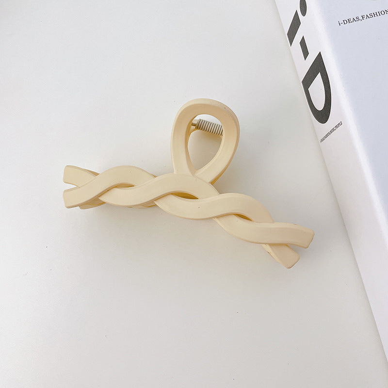 autumn and winter new hair claw resin material solid color clip back head plate hairpin dating