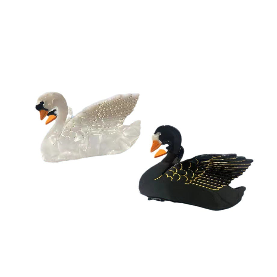 bird swallow hair claw