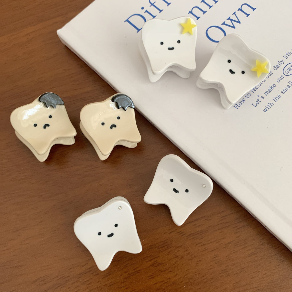 Mini Teeth Hair Claw