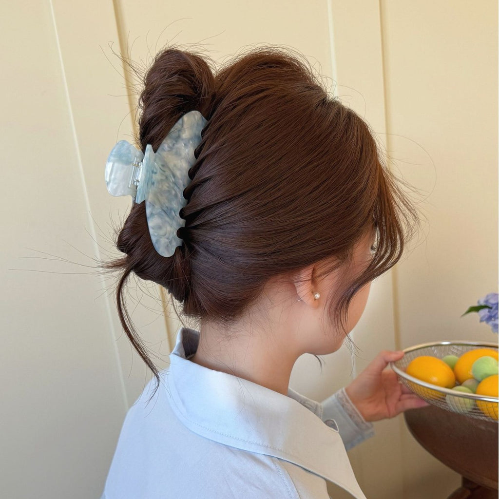 spring and summer big hair claw