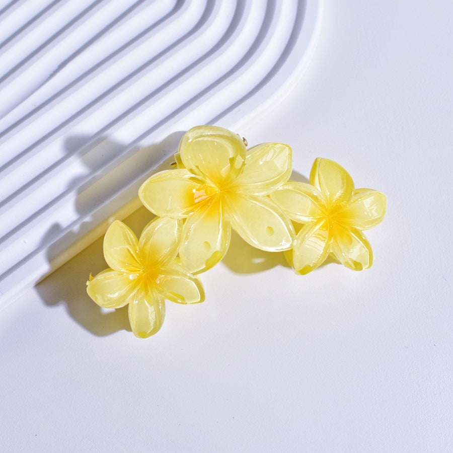 matte flower grab hair claw