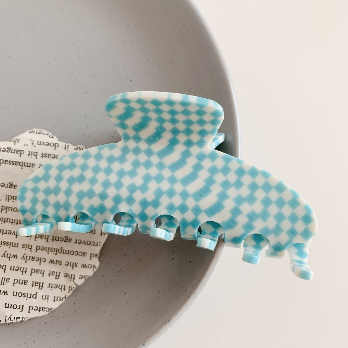 checkerboard acetic acid hairpin hair claw