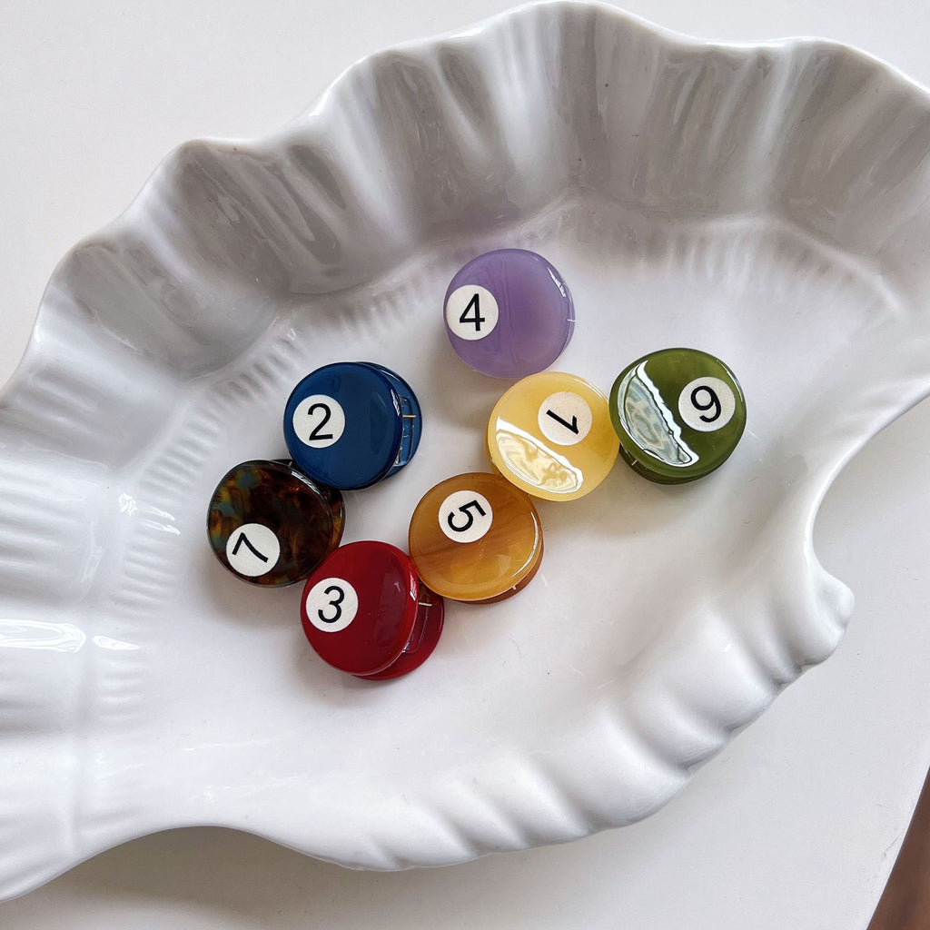 Billiards Color Hair Claw