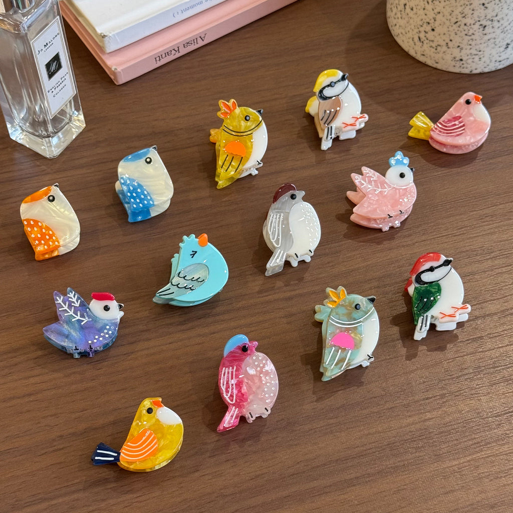 Mini bird hair claw