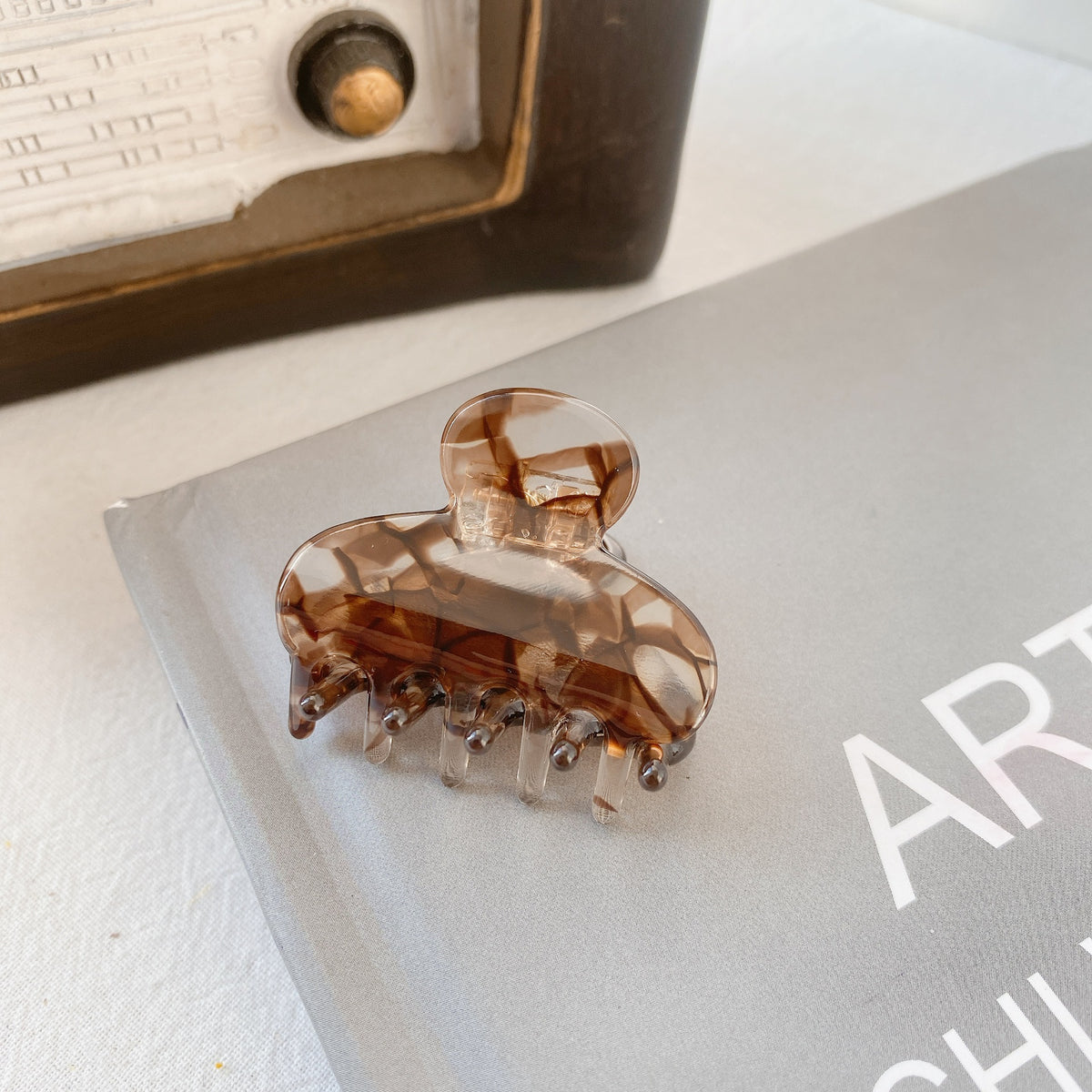 small simple hair clip