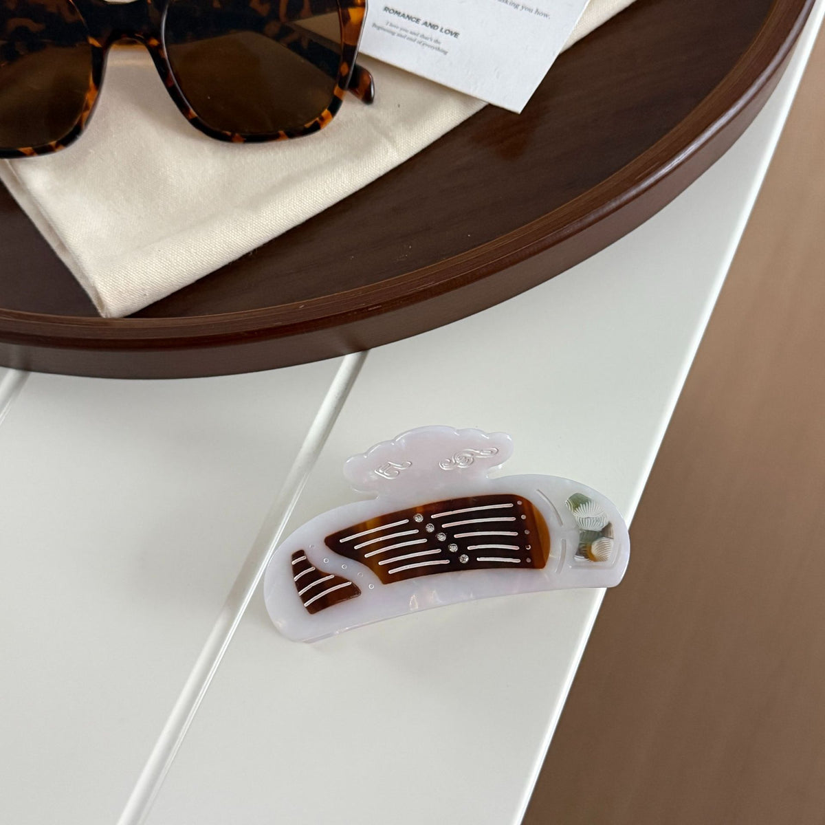 musical instrument theme hair claw
