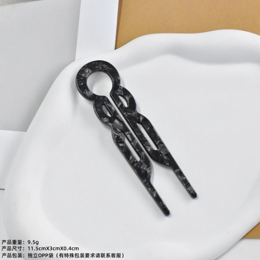 U-shaped acetic acid hairpin