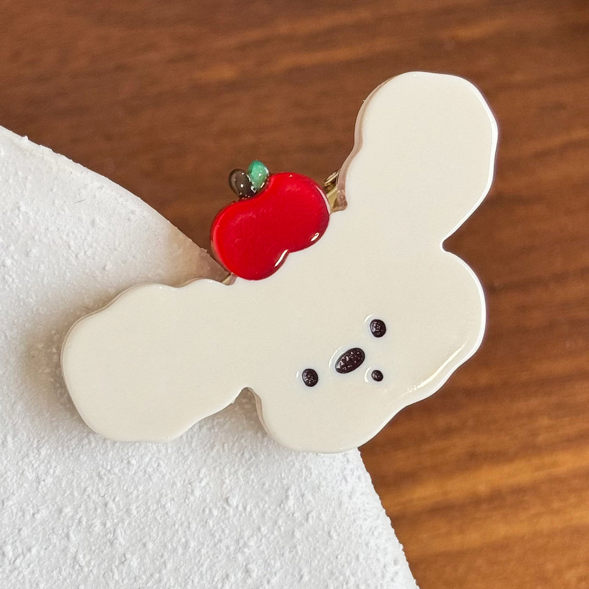 versatile duck bill hair clip