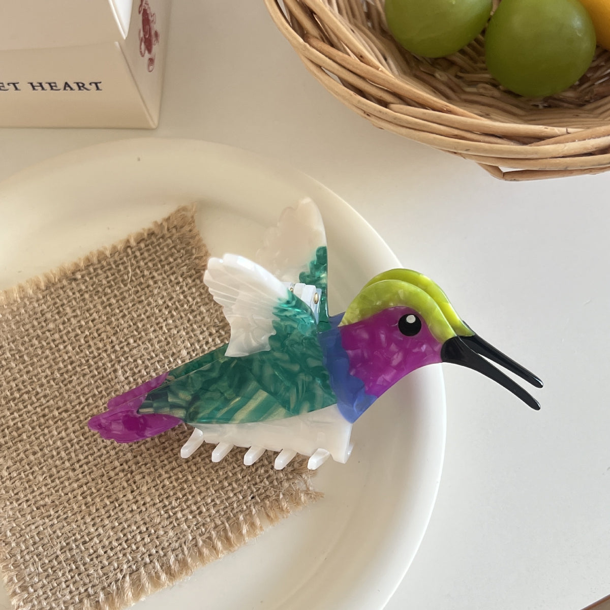 hummingbird hair claw