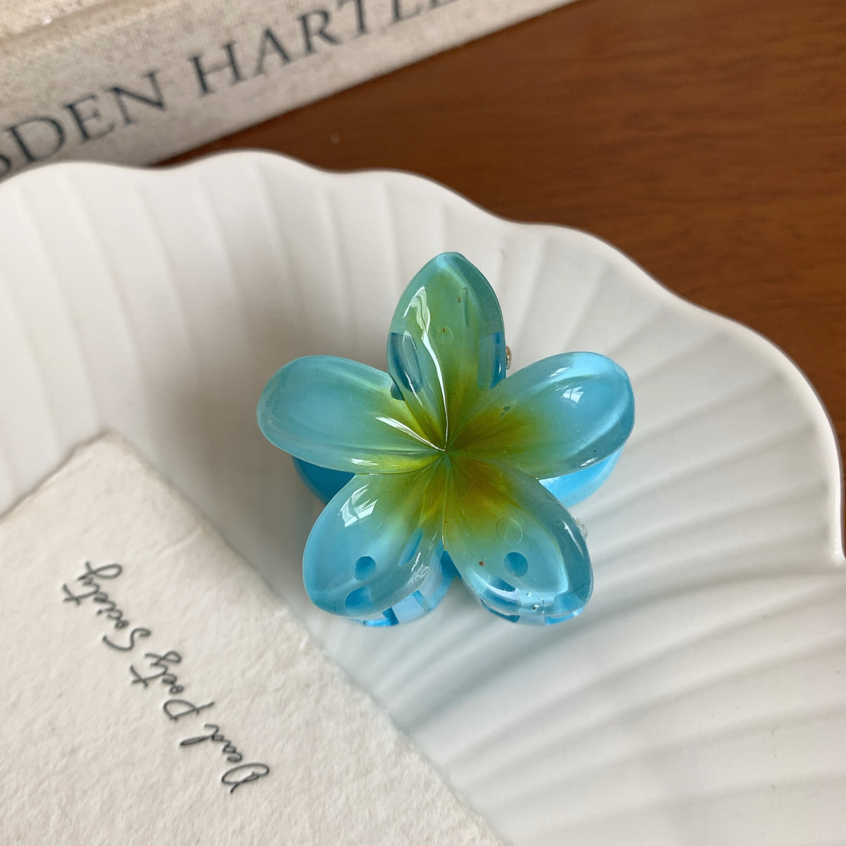 Egg Flower Hair Claw