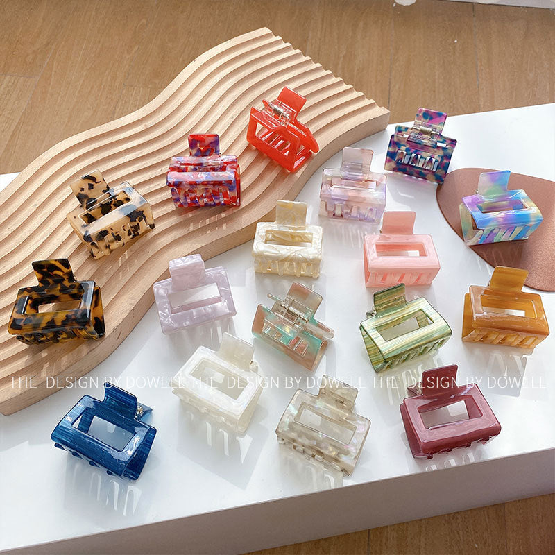 Small square hair claw