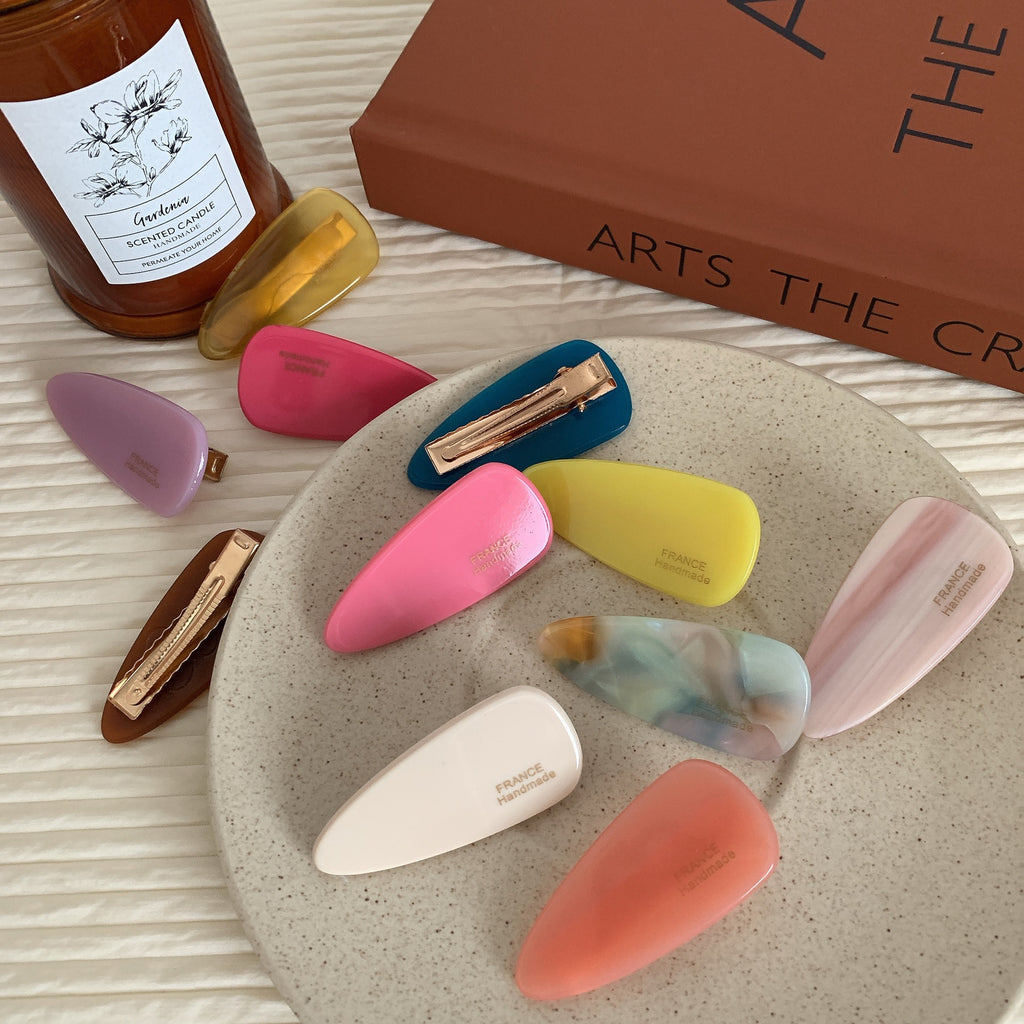 Youthful colorful water droplet Hair Claw
