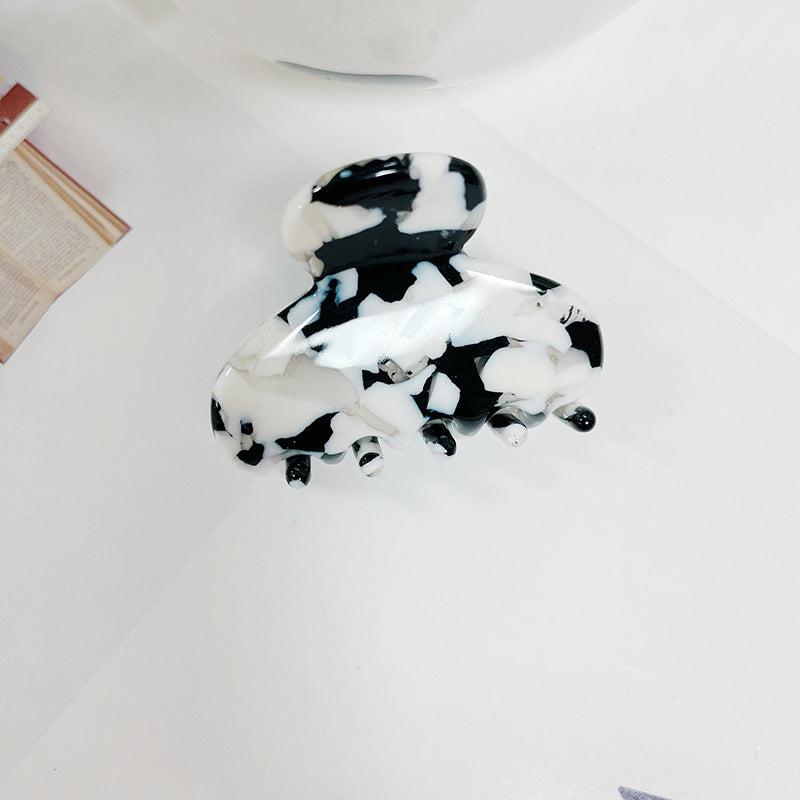 small simple hair clip