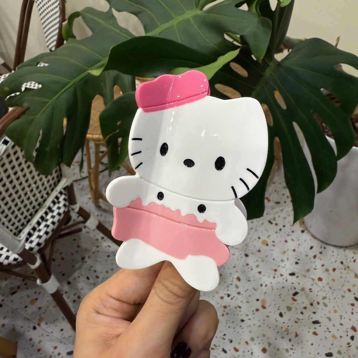 hello kitty hair claw