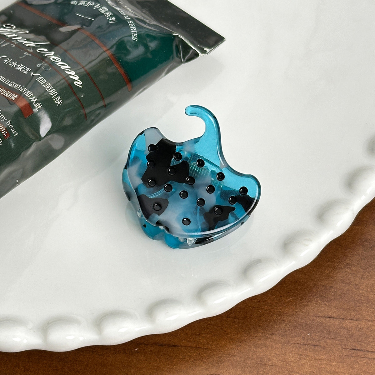 marine animal mini hair claw