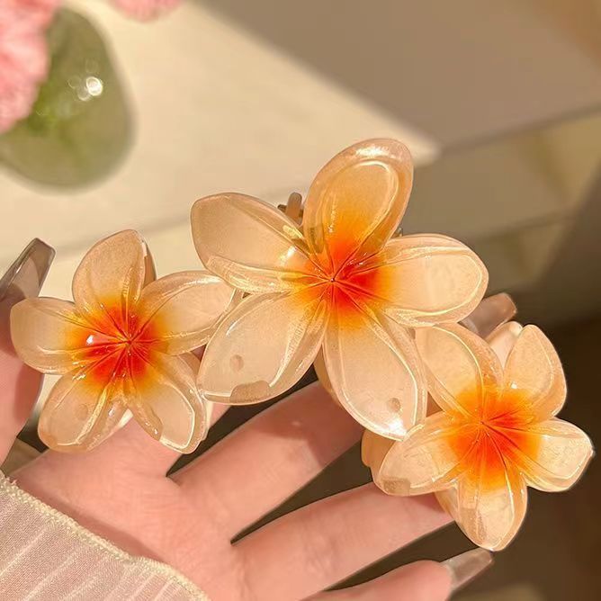 Beach vacation wind egg flower Hair Claw