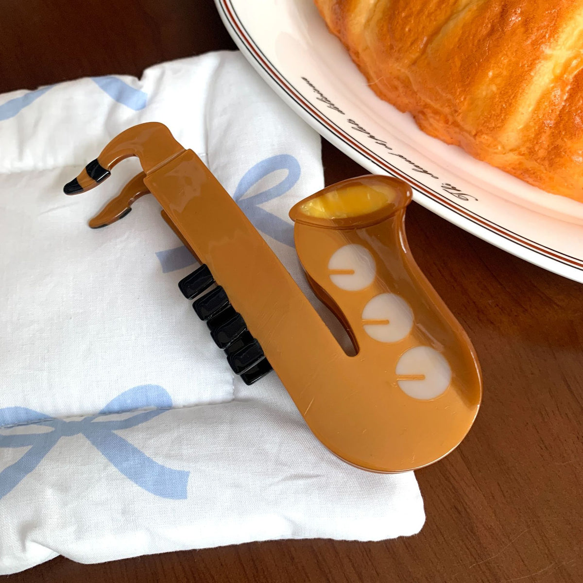 art girls musical instrument Hair Claw