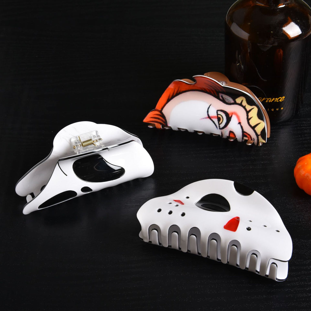 Halloween ghost big mask hair claw