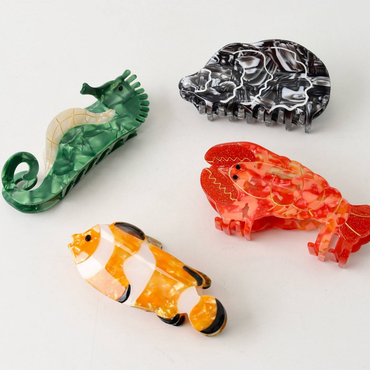 Ocean lobster seahorse conch hair claw