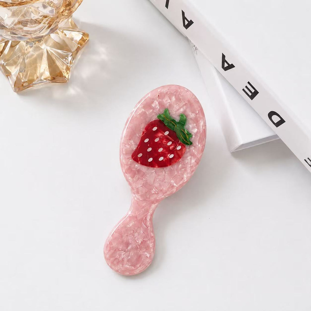 Cross-border pearlescent acetic acid fruit air cushion comb