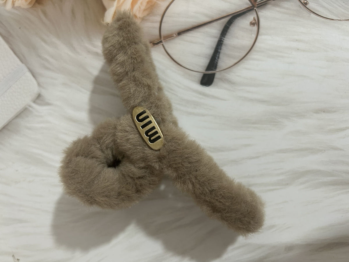 Autumn/Winter Plush Claw Clip