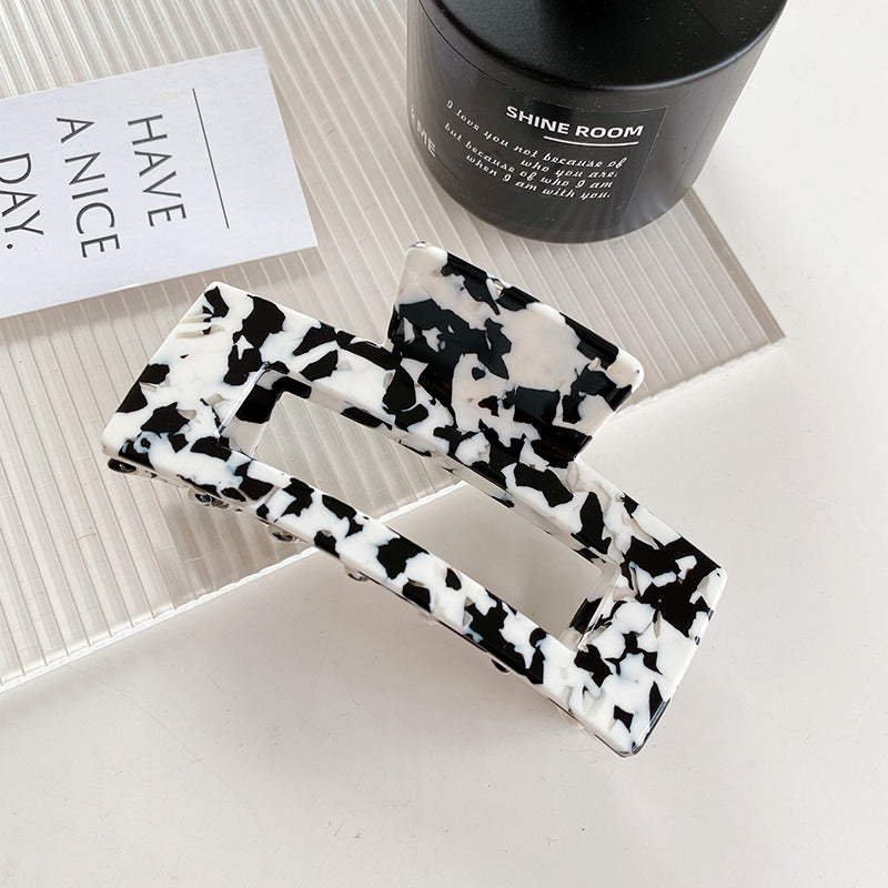 Square hair claw